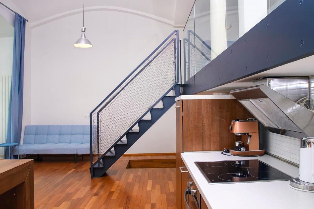 Modern Apartment With Terrace And Air Conditioning Prague Exterior photo