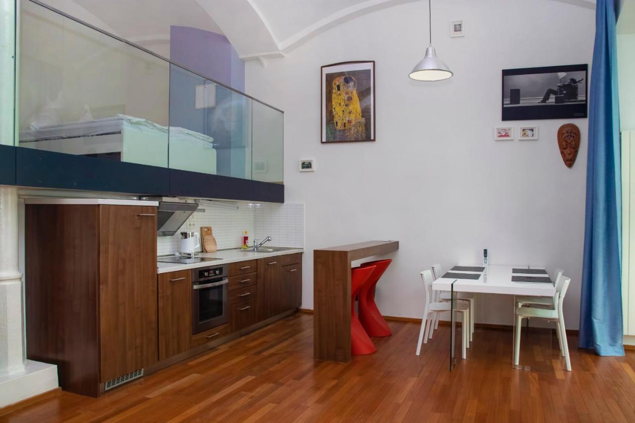 Modern Apartment With Terrace And Air Conditioning Prague Exterior photo